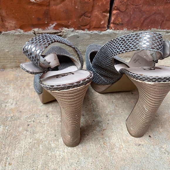 MRKT. Womens 9 Metallic Peeptoe Slingback Chunky Heels - Picture 8 of 12